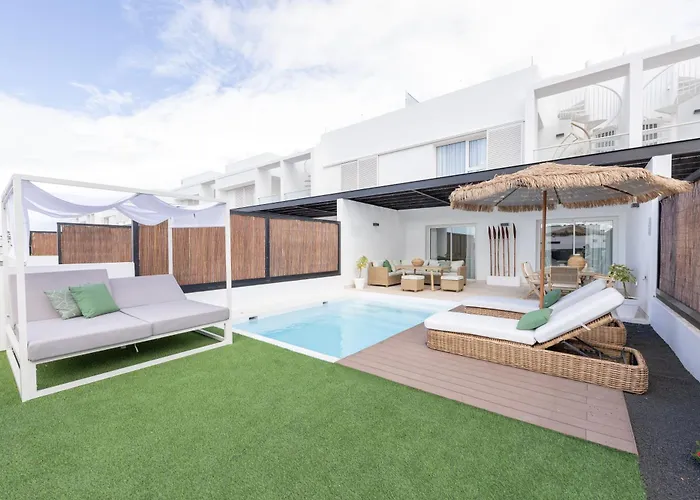Serena Holiday Homes By Livvo