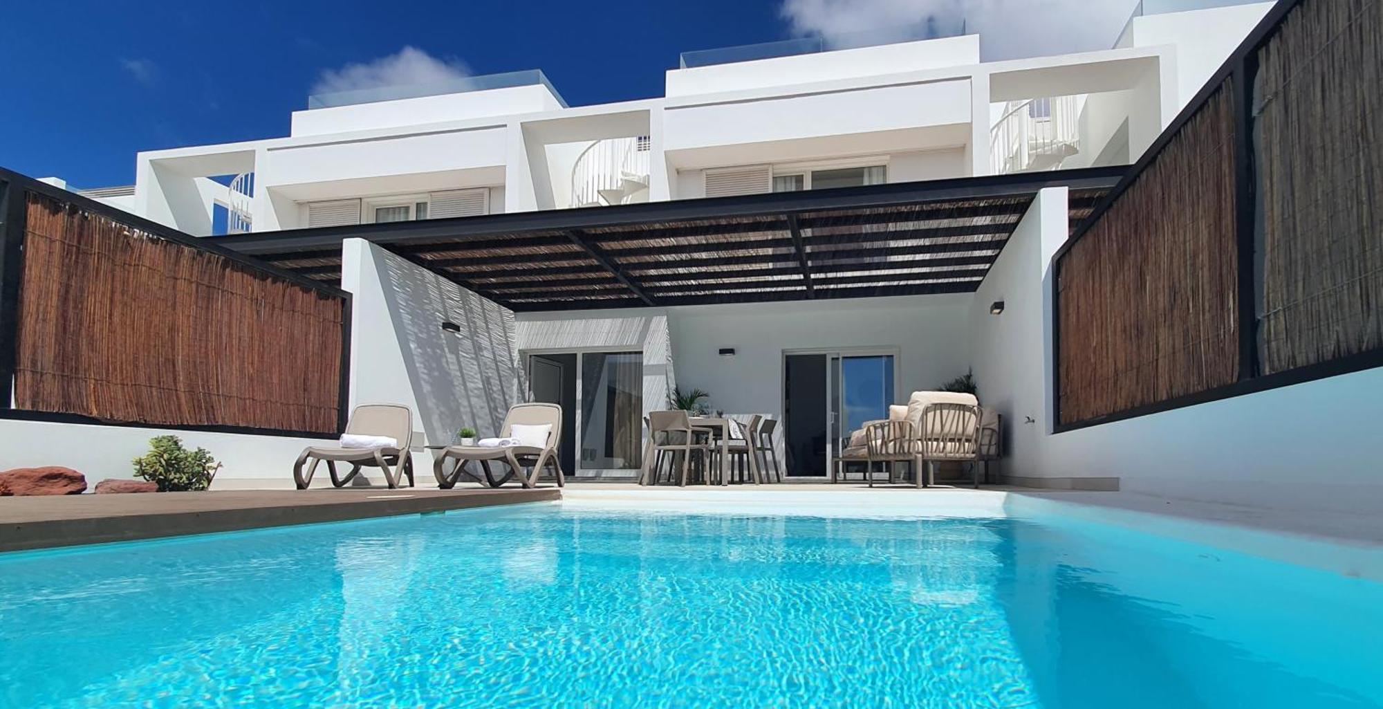 Serena Homes By Livvo *